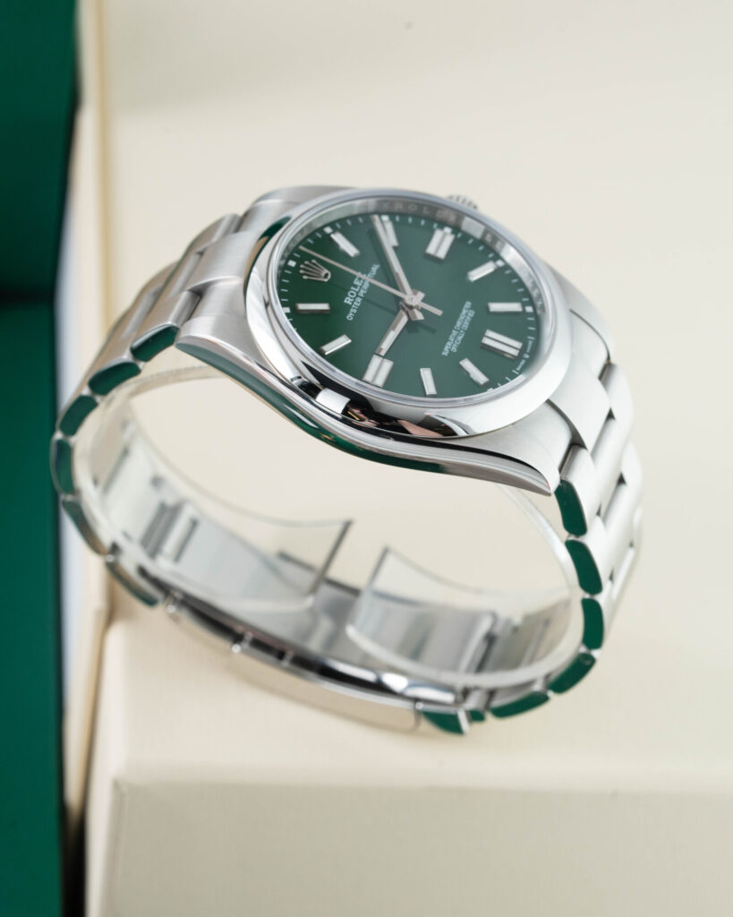 Rolex Oyster Perpetual 124300 2023