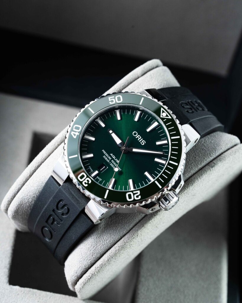 Oris Aquis Date 01 733 7730 4157 2019