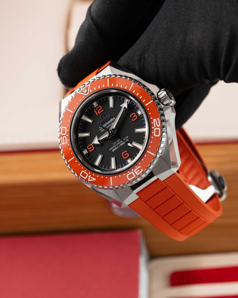 Omega Seamaster Planet Ocean 217.32.42.21.01.004 2025