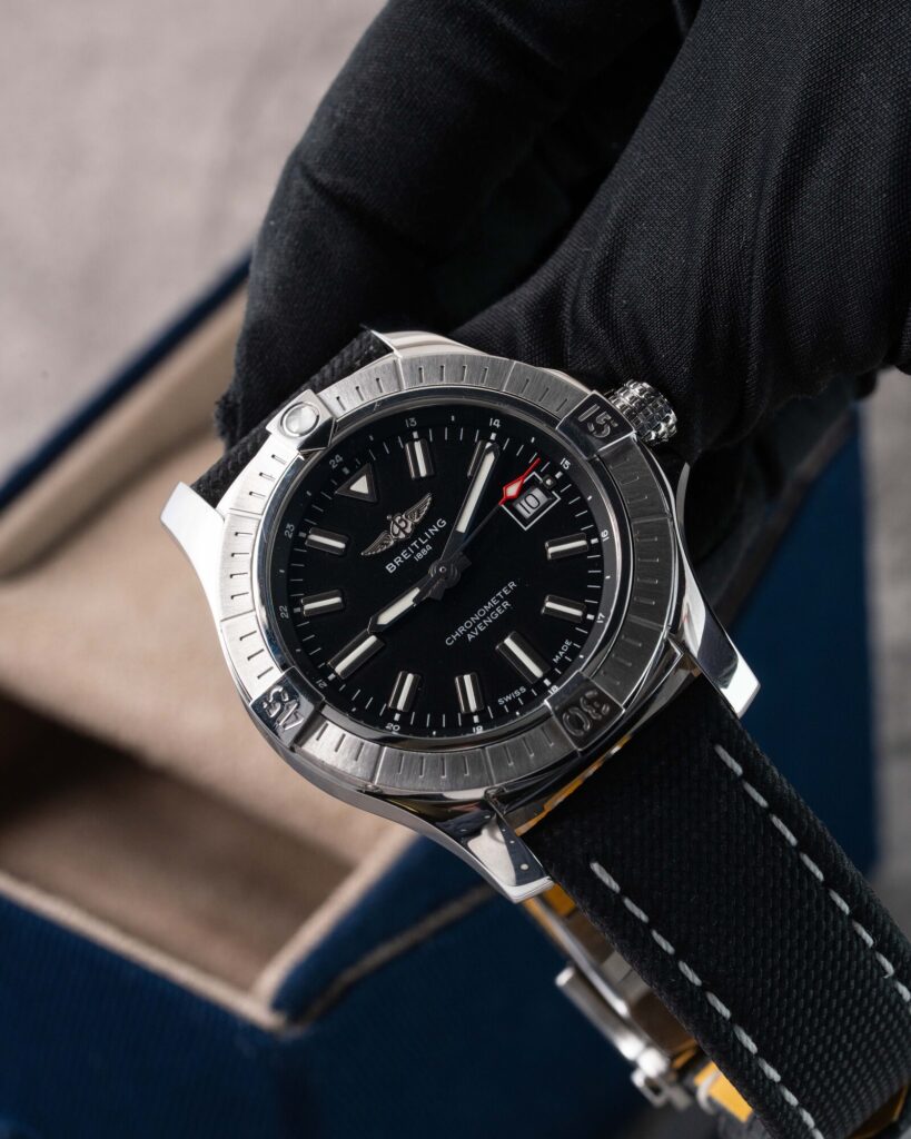 時計 BREITLING AVENGER 43 A17318 Breitling Avenger Automatic 43 A17318 2021 – Watchtrader & Co