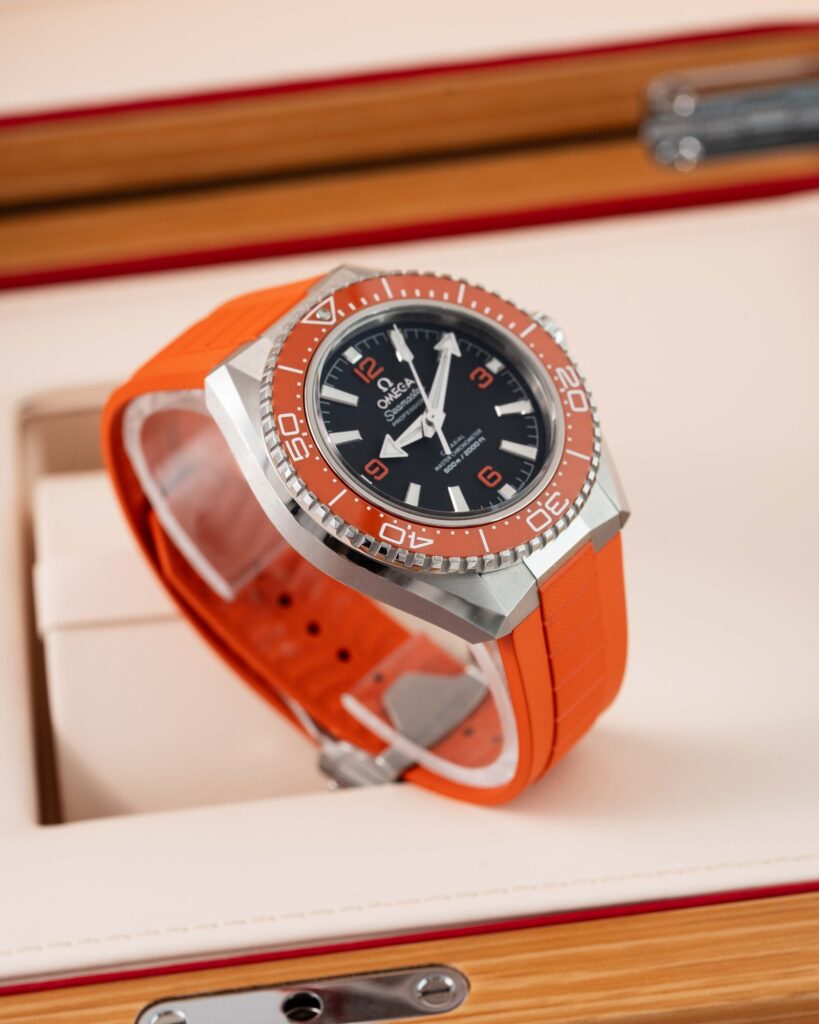 Omega Seamaster Planet Ocean 217.32.42.21.01.004 2025