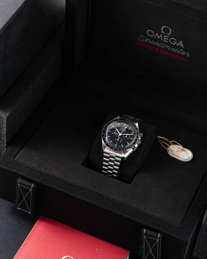 Omega Speedmaster 310.30.42.50.01.001 2022