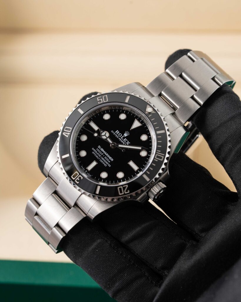 Rolex Submariner 124060 2021