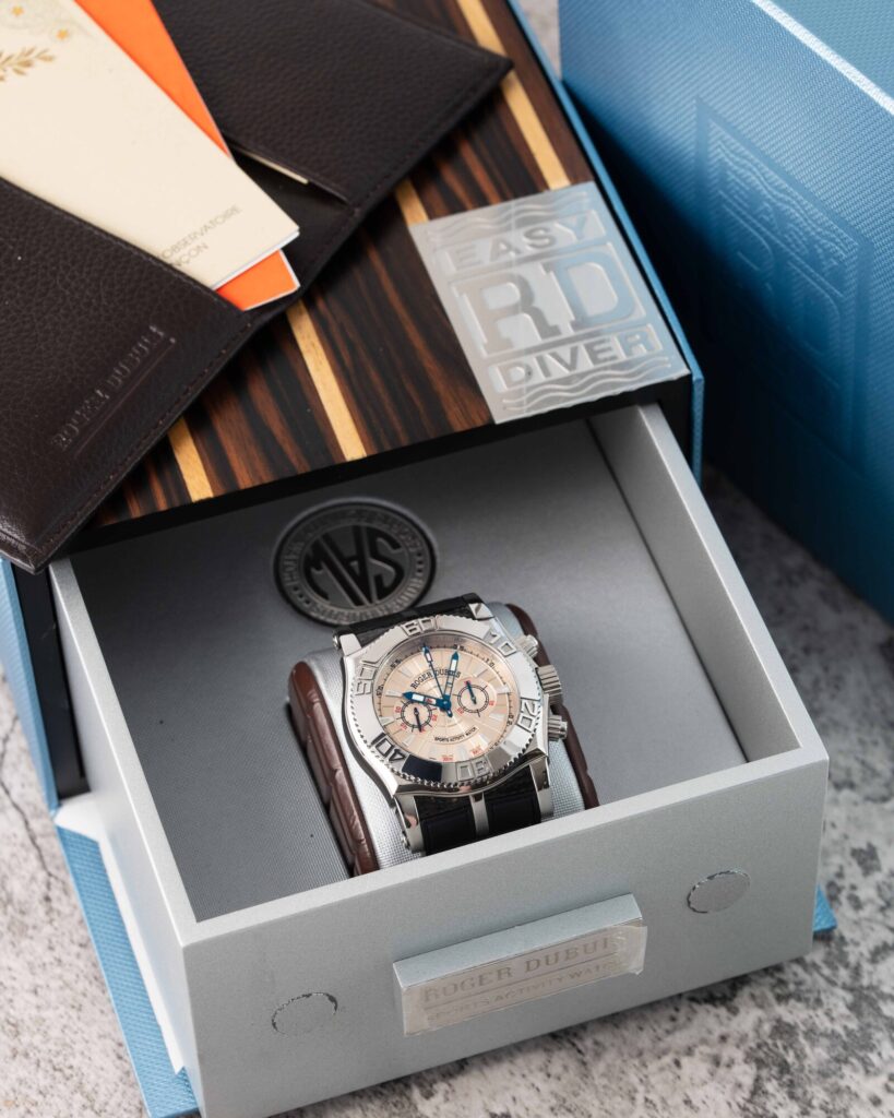 Roger Dubuis Easydiver SE46 56 9 12.53 2012