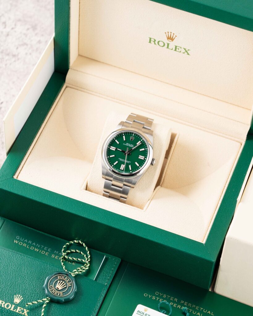 Rolex Oyster Perpetual 124300 2022