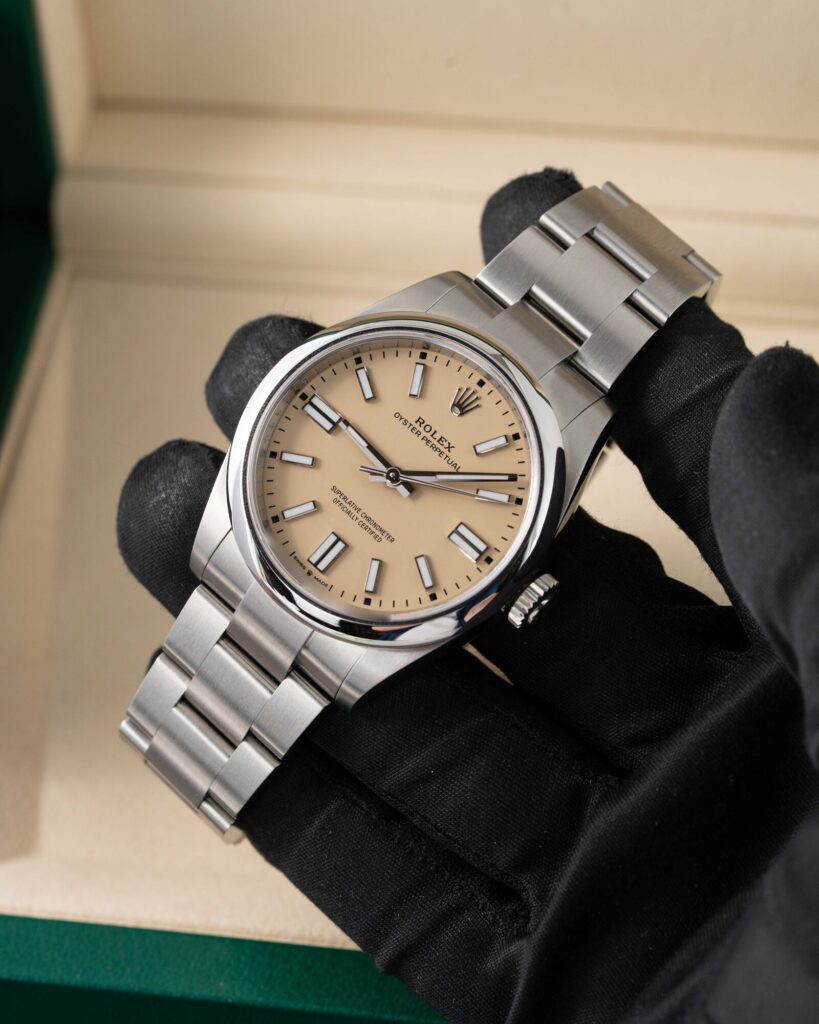 Rolex Oyster Perpetual 134300 2025