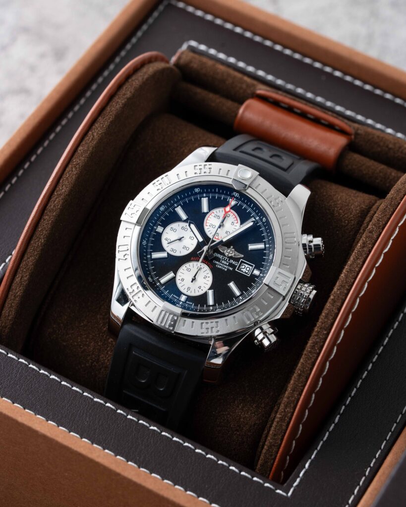 Breitling Avenger A13371 2018
