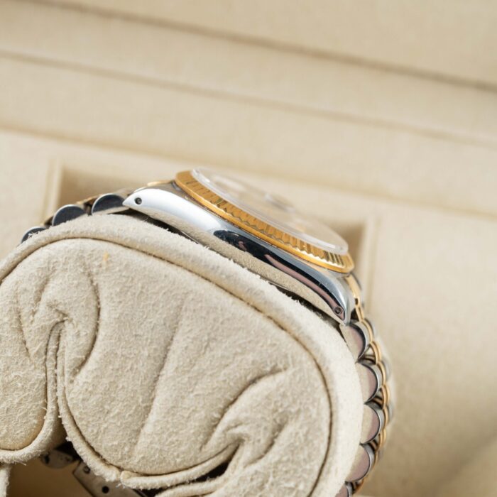 64c06f8d-2397-41e4-b73d-796a221f99fd.jpg