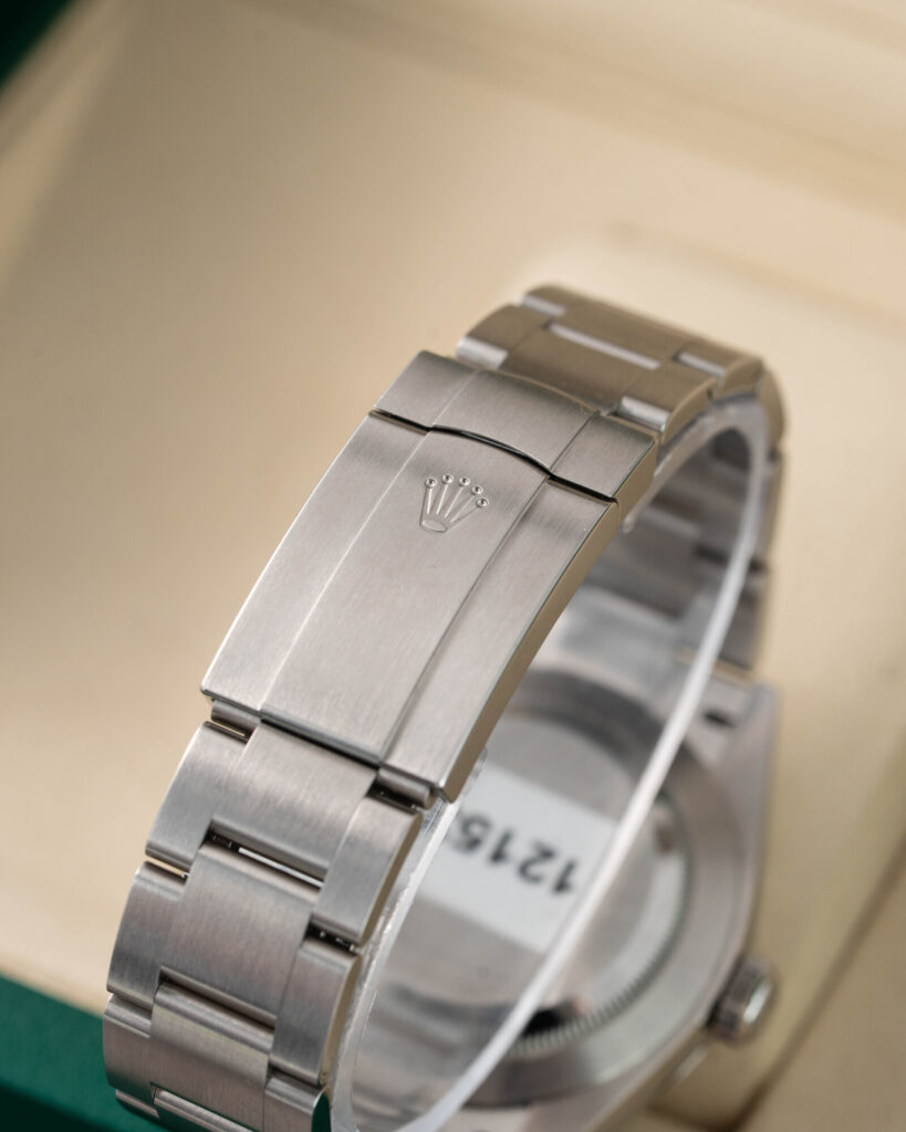 Rolex Oyster Perpetual 134300 2025