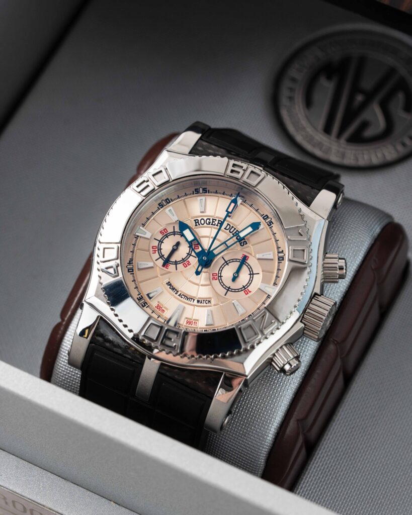 Roger Dubuis Easydiver SE46 56 9 12.53 2012
