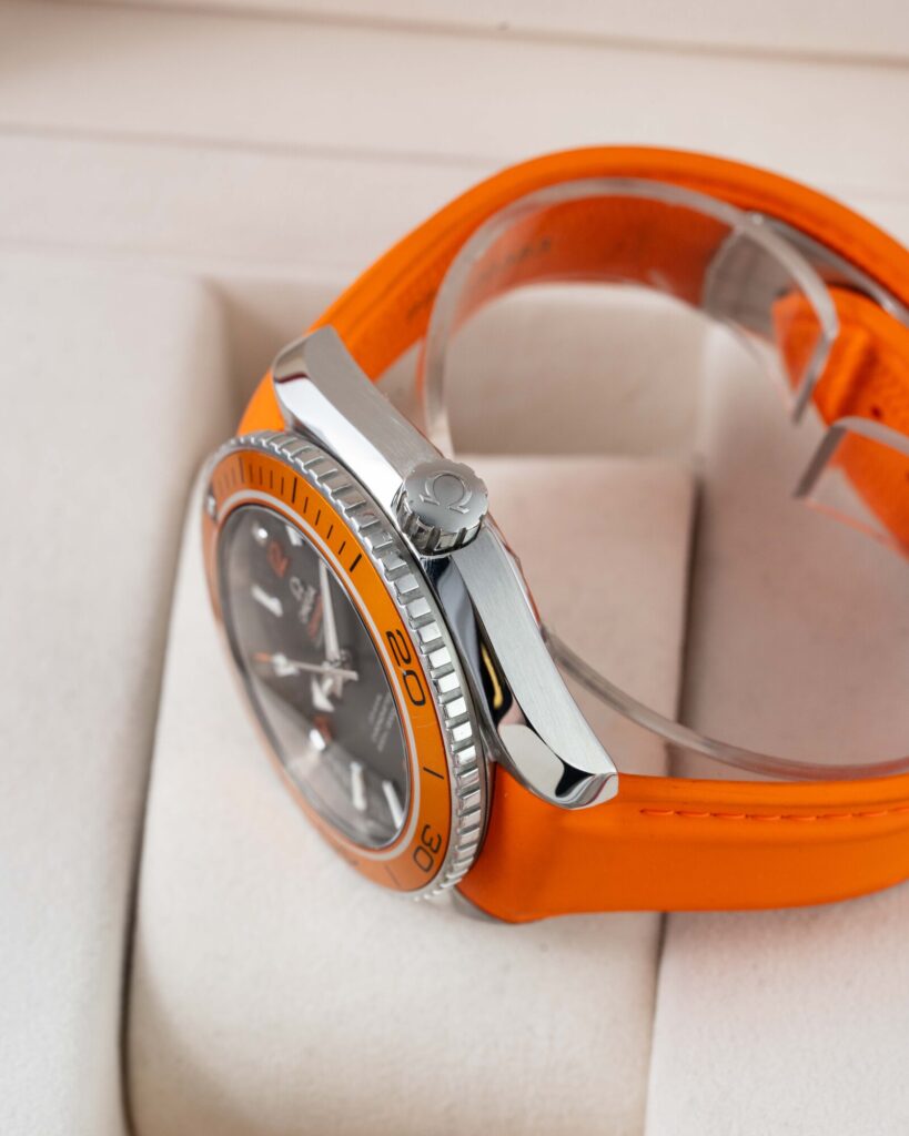 Omega Seamaster Planet Ocean 2208.50.00