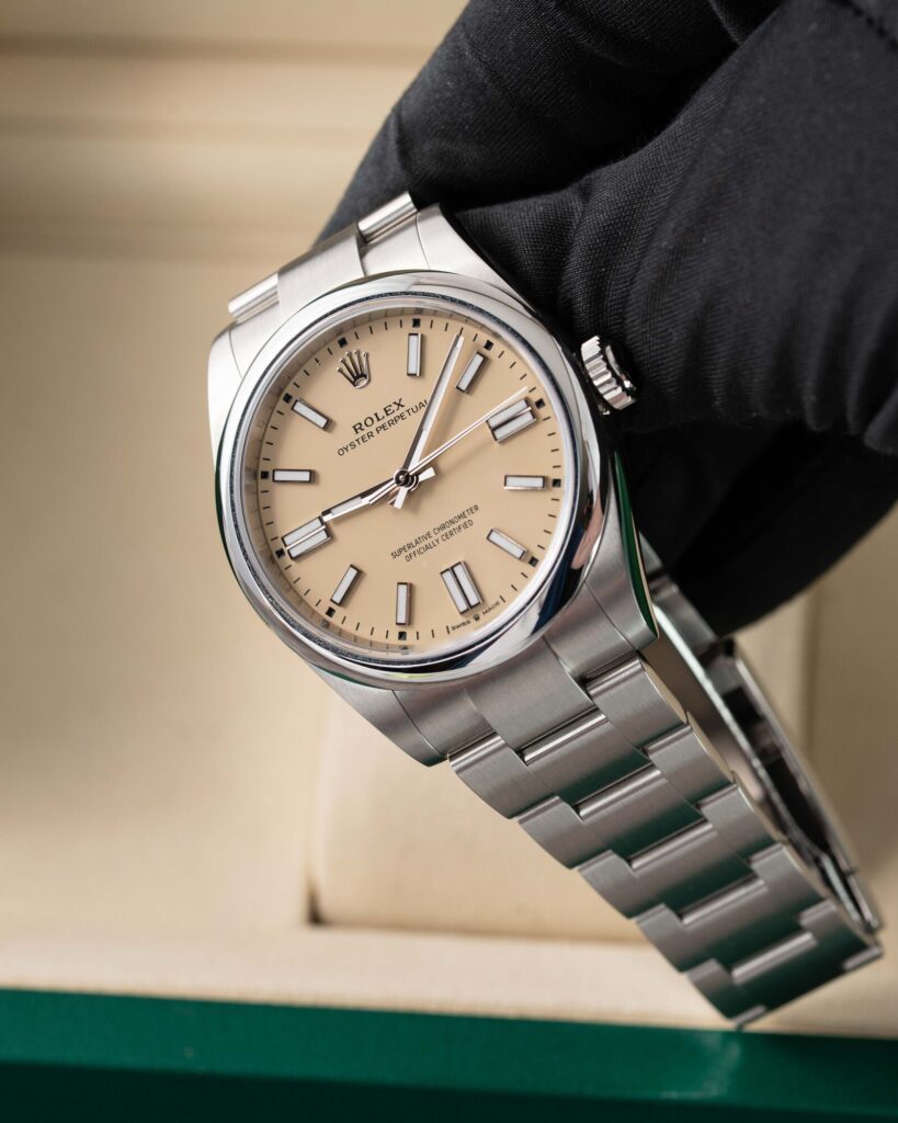 Rolex Oyster Perpetual 134300 2025