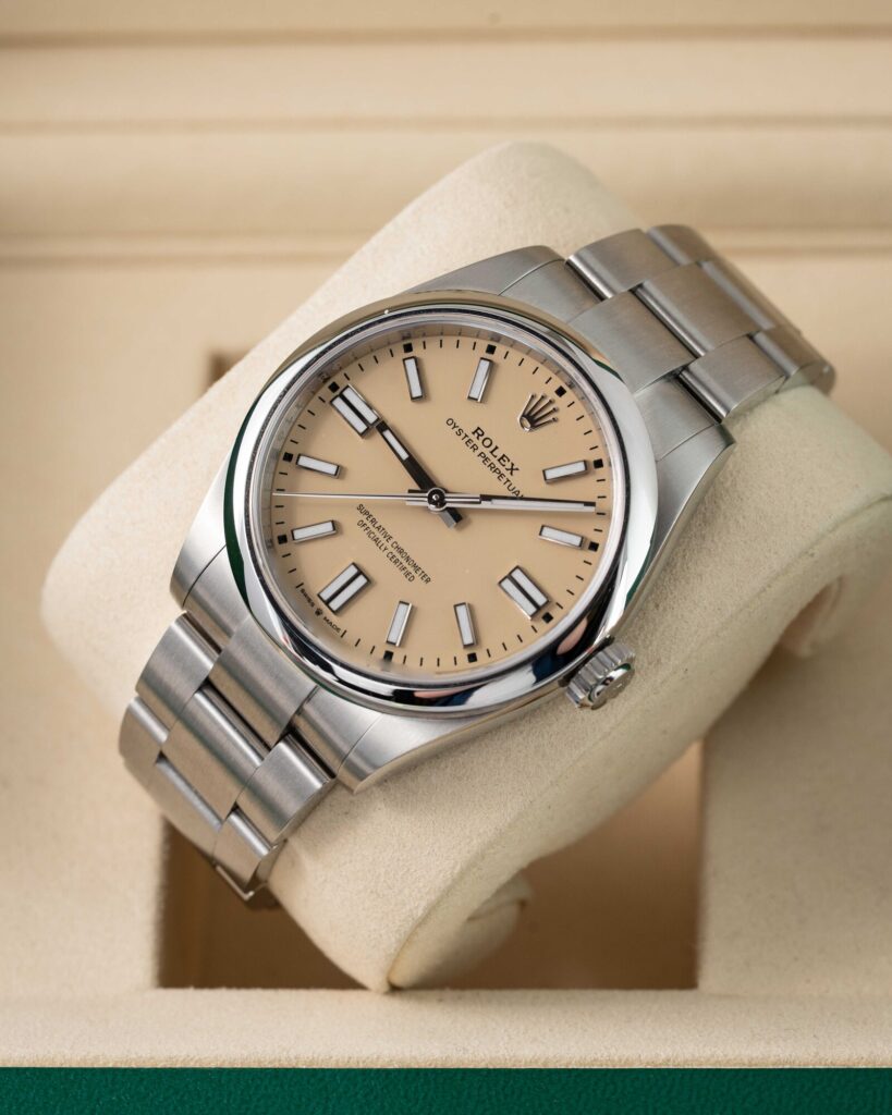 Rolex Oyster Perpetual 134300 2025