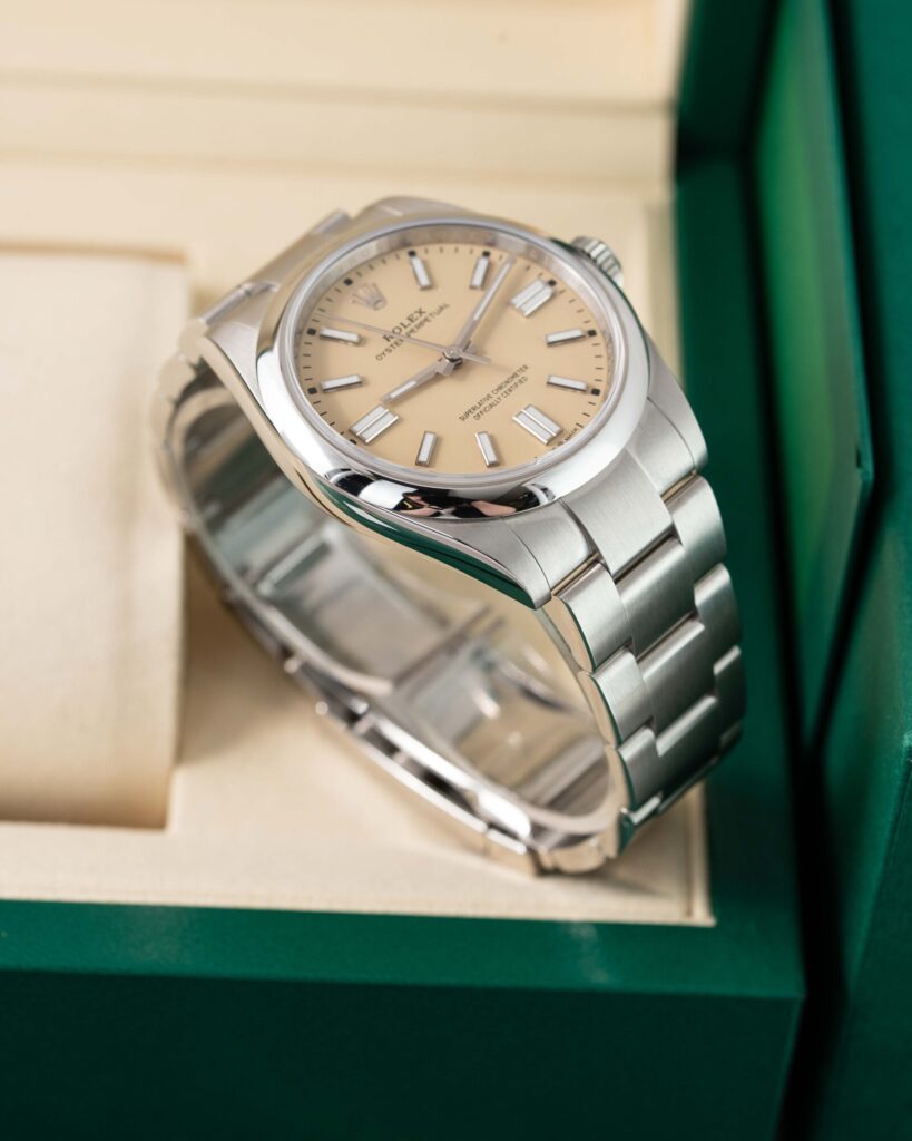 Rolex Oyster Perpetual 134300 2026