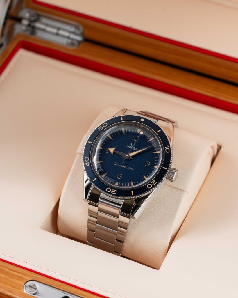 Omega Seamaster 300 234.30.41.21.03.001 2021