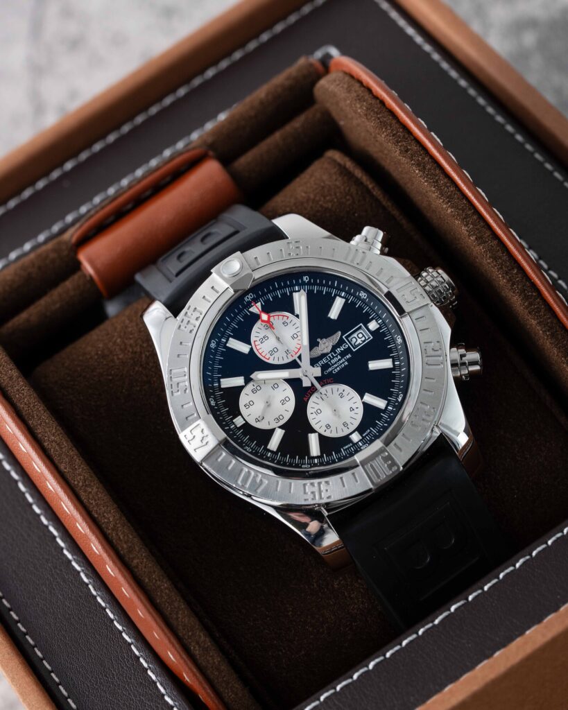 Breitling Avenger A13371 2018