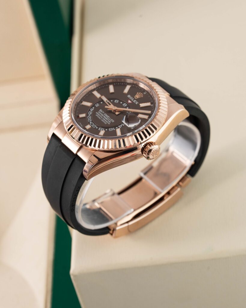 Rolex Sky-Dweller 326235 2022