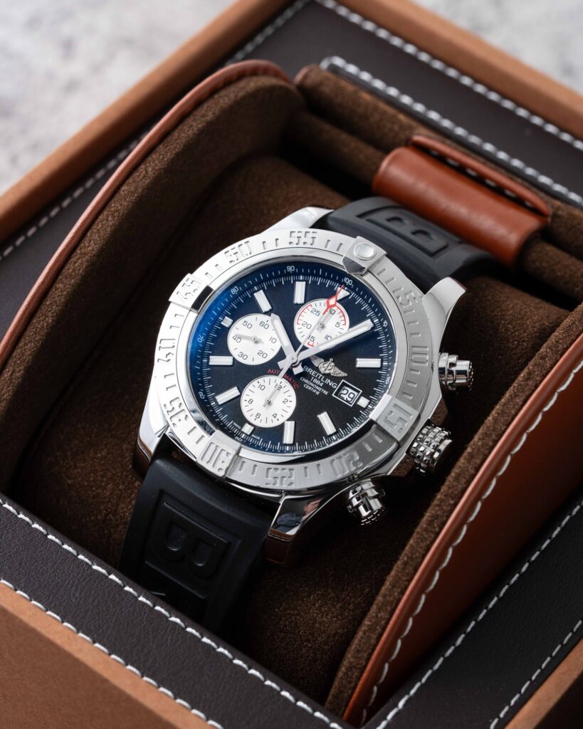 Breitling Avenger A13371 2018