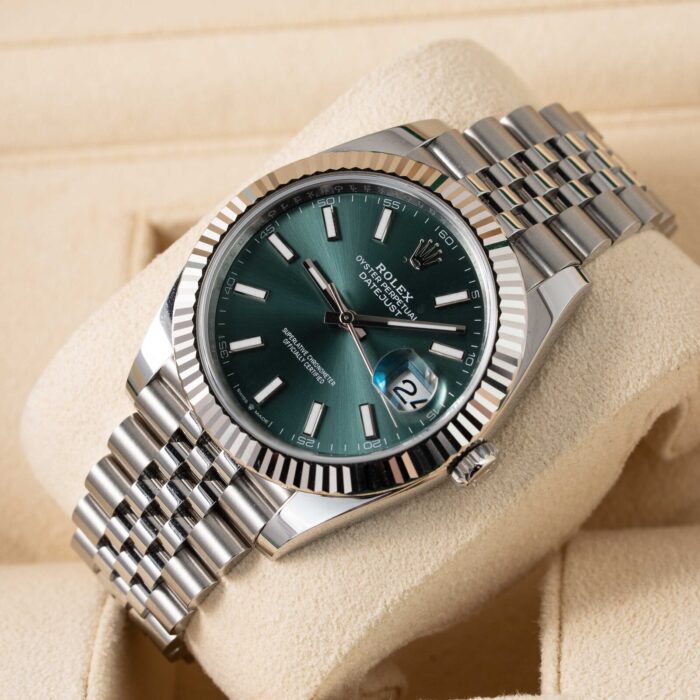 f85de40c-0761-451f-a4f0-532ead55926f-1.jpg