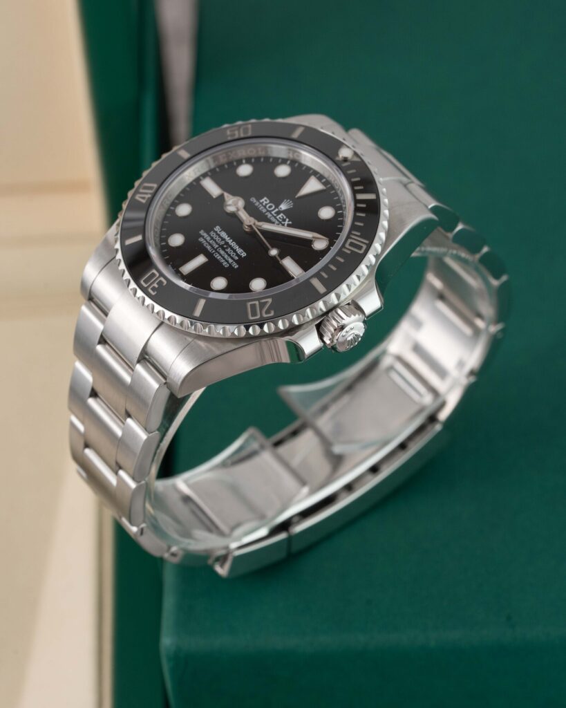 Rolex Submariner 124060 2025