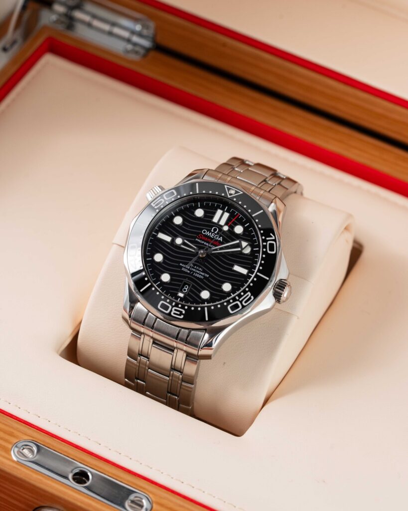 Omega Seamaster 300M 210.30.42.20.01.001 2020
