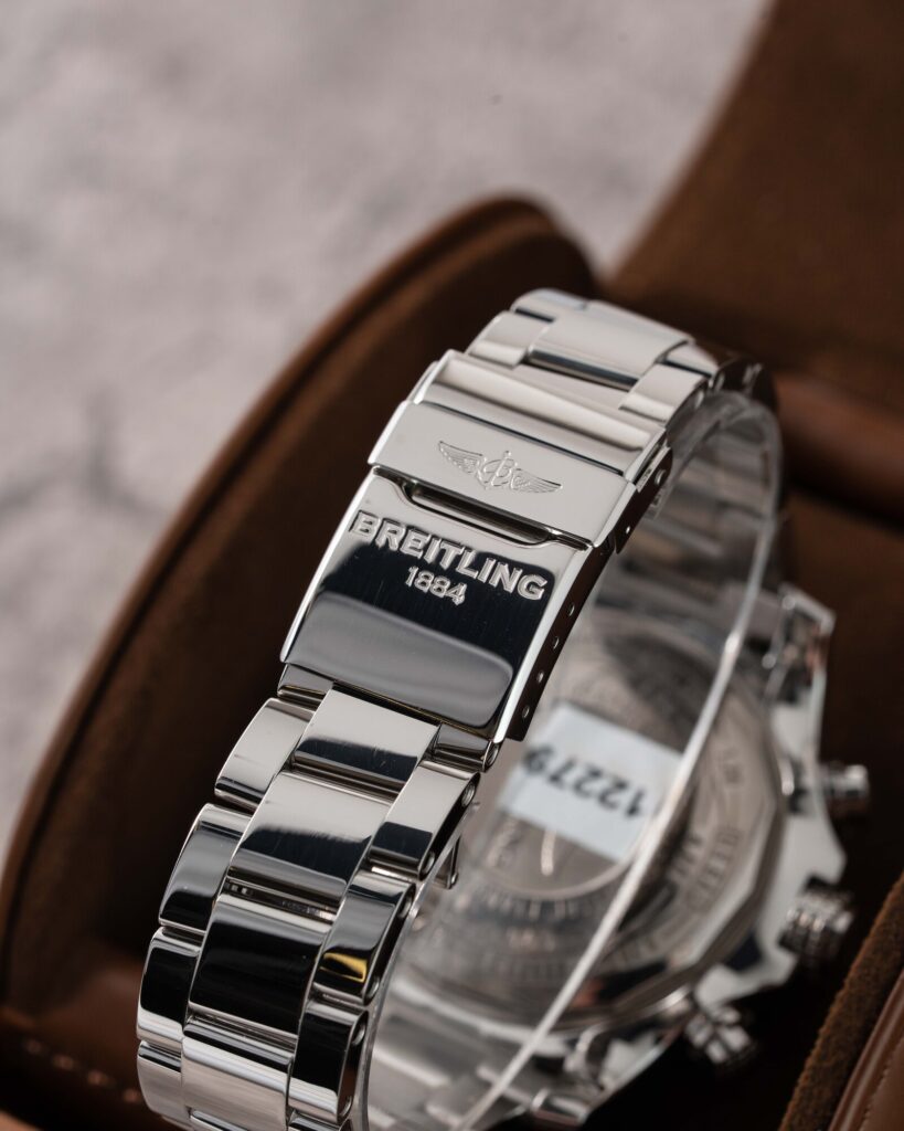 Breitling Super Avenger II A13371111C1A1 2019