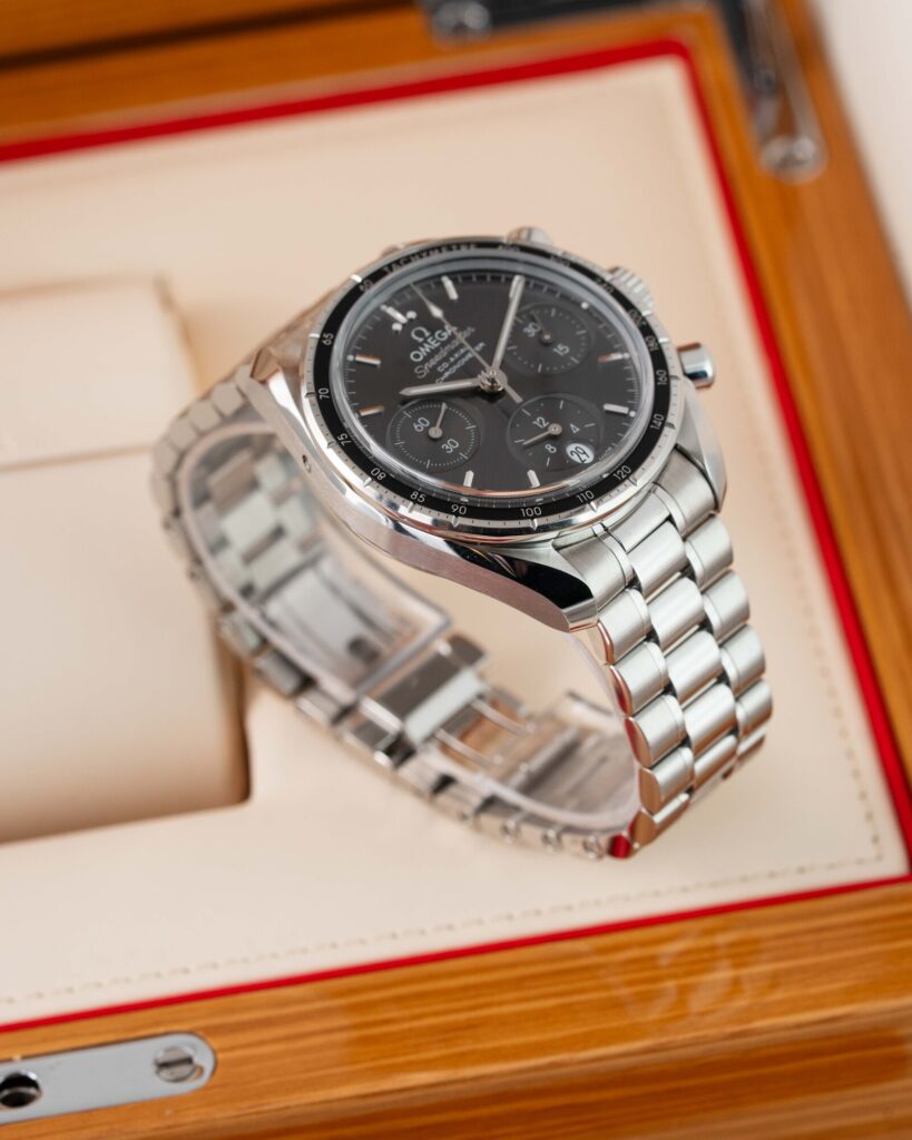 Omega Speedmaster 324.30.38.50.06.001 2020