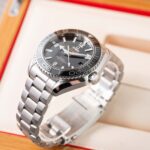 Omega Seamaster 215.30.44.21.01.001 2025