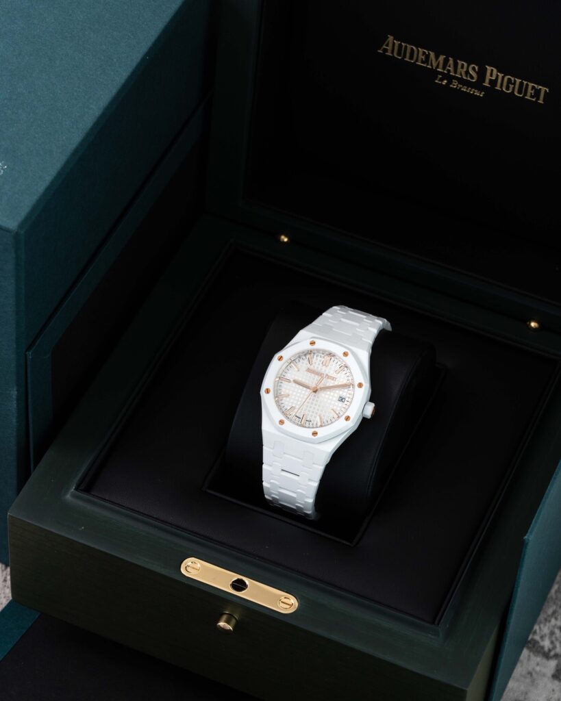 Audemars Piguet Royal Oak 34 Ceramic 77350CB.OO.1266CB.01