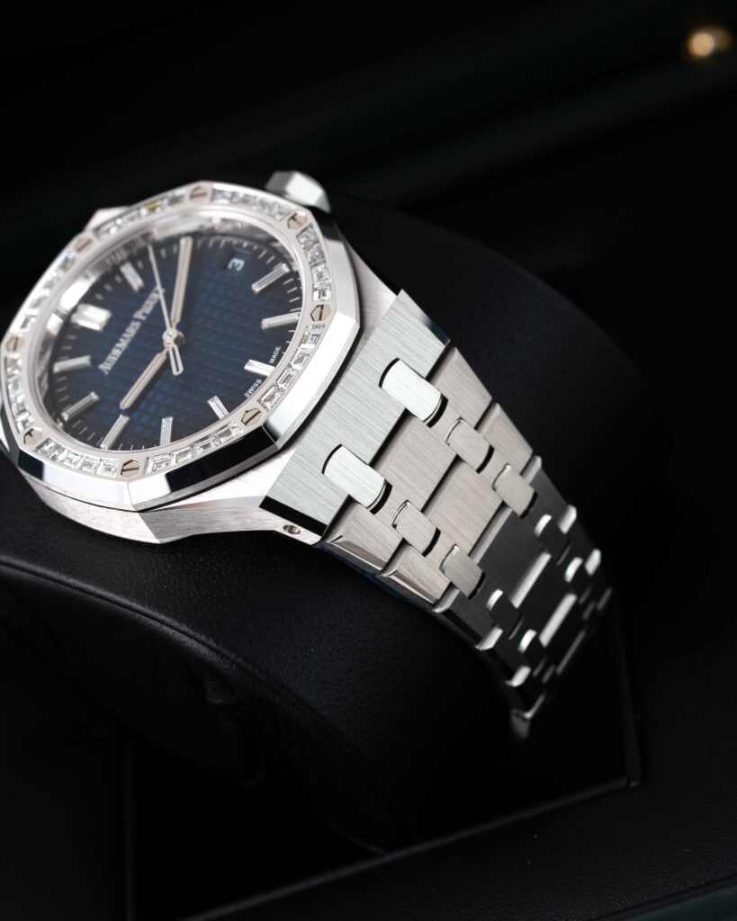 Audemars Piguet Royal Oak 15551BC.ZZ.1356BC.01 2024