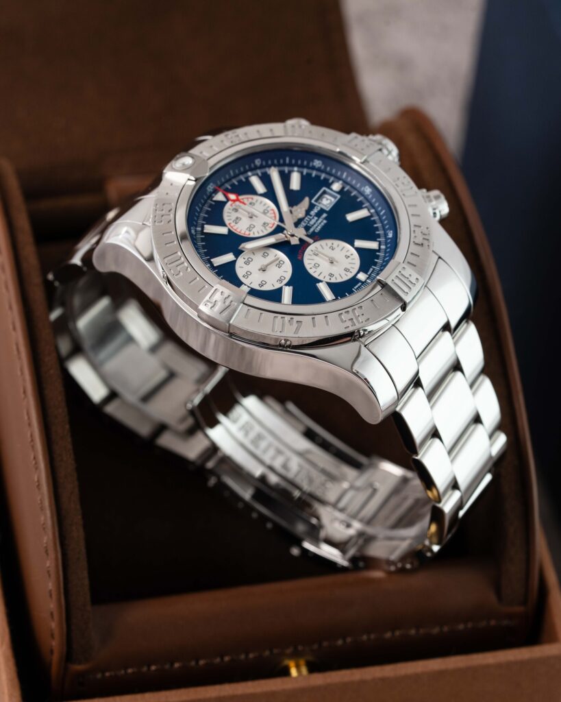 Breitling Super Avenger II A13371111C1A1 2019