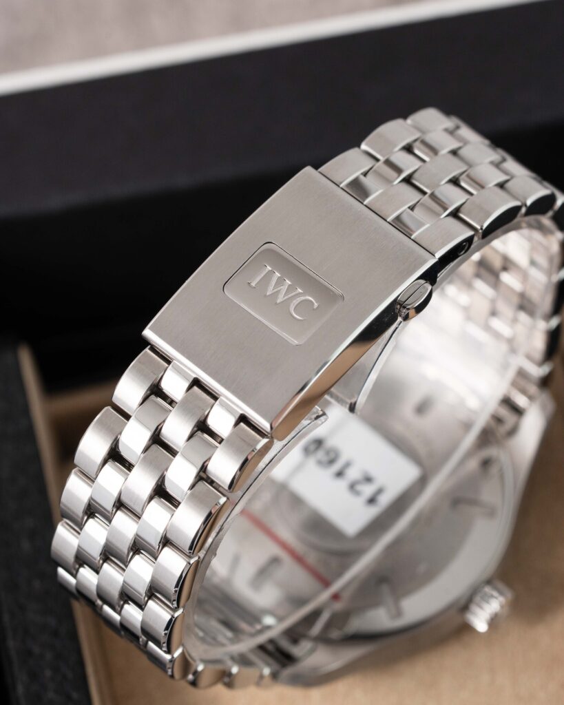 IWC Pilot IW328206 2025