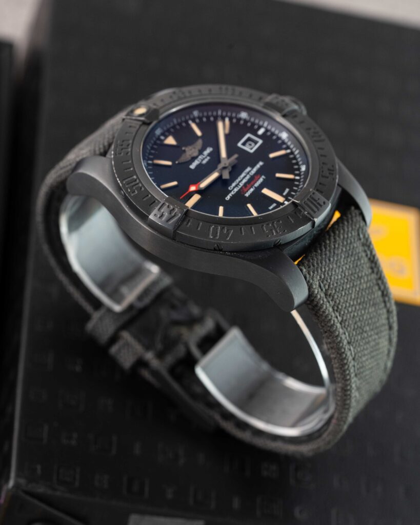 Breitling Avenger Blackbird V1731010 2014