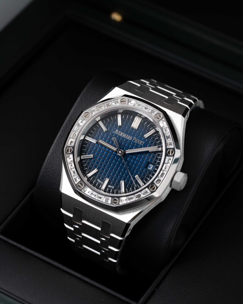 Audemars Piguet Royal Oak 15551BC.ZZ.1356BC.01 2024