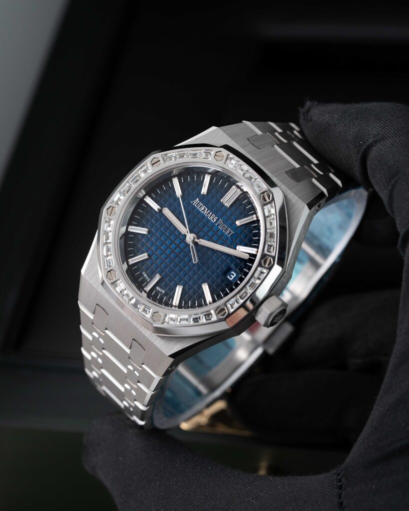Audemars Piguet Royal Oak 15551BC.ZZ.1356BC.01 2024
