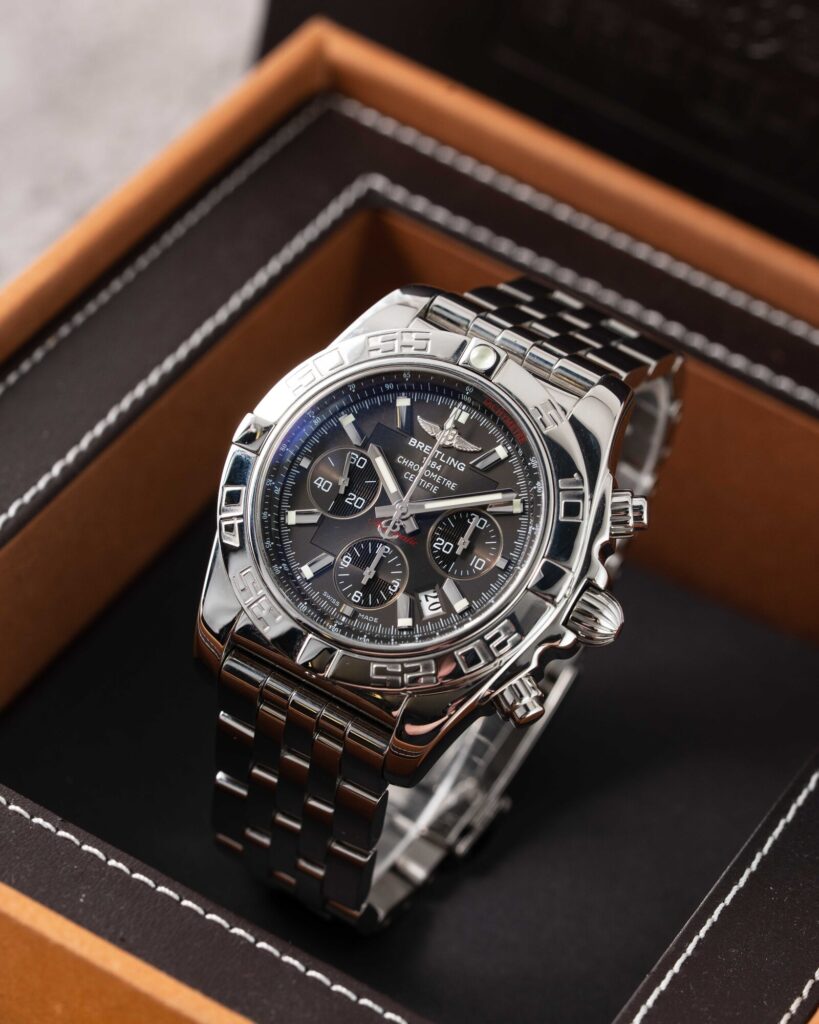 Breitling Chronomat 44 AB0110 2010