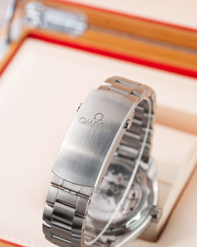 Omega Seamaster 215.30.44.21.01.001 2025