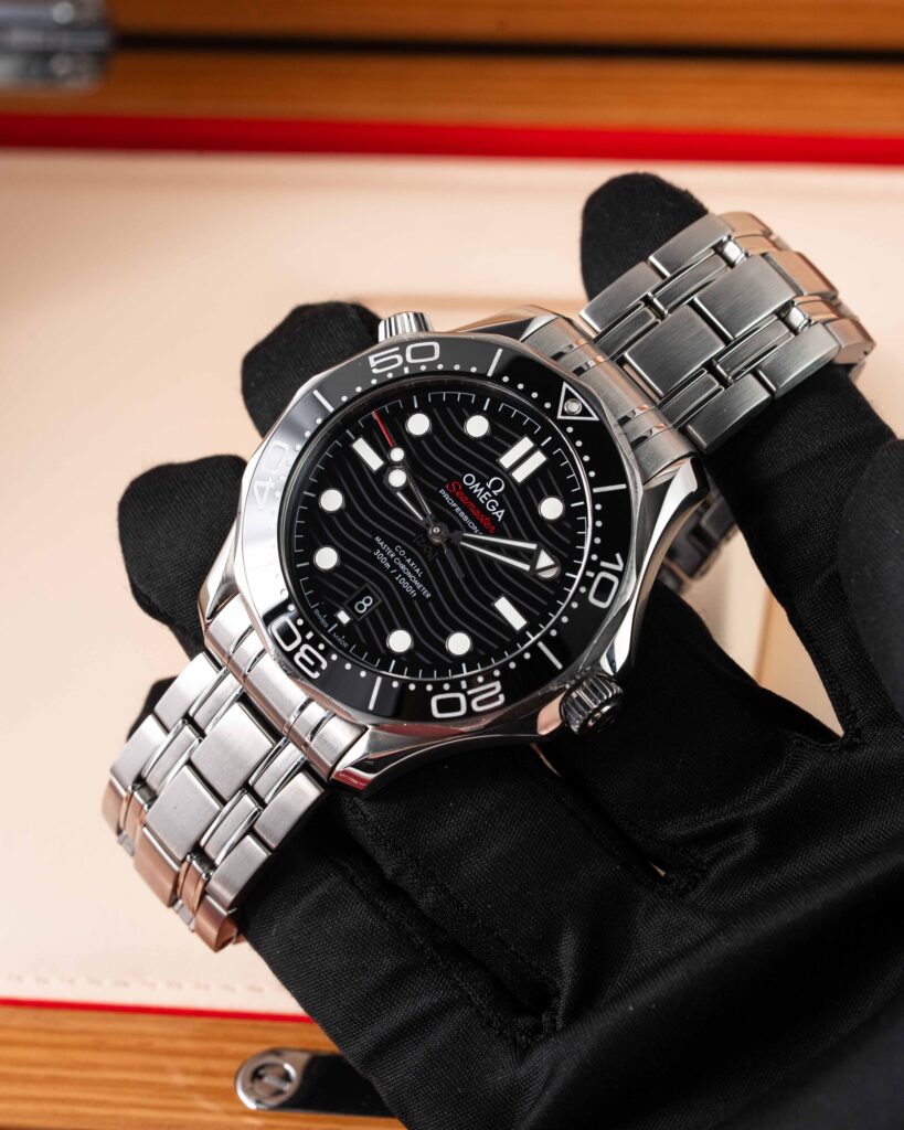 Omega Seamaster 300M 210.30.42.20.01.001 2020