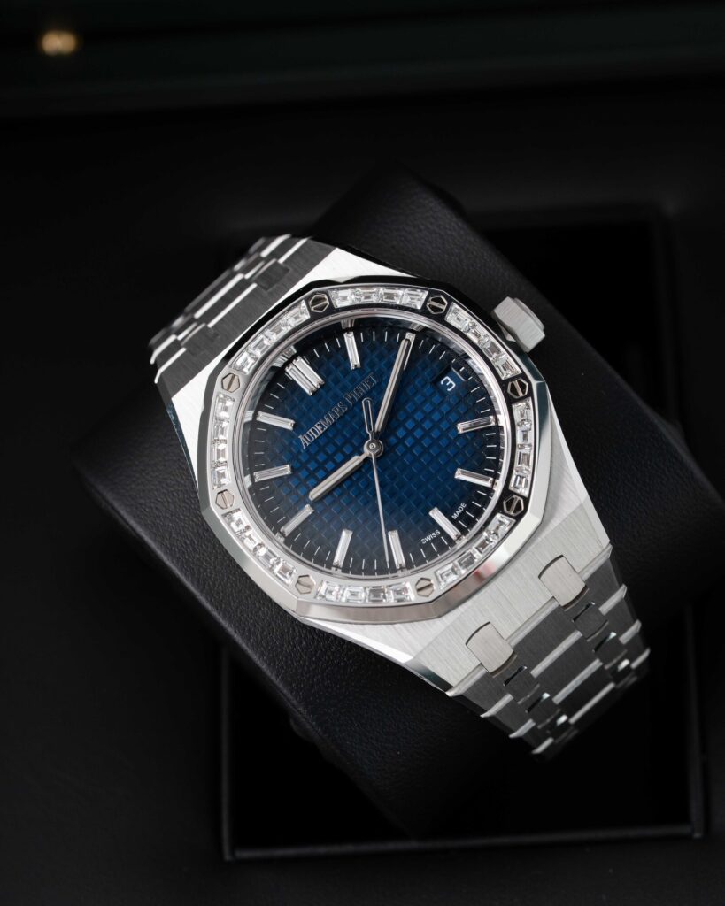 Audemars Piguet Royal Oak 15551BC.ZZ.1356BC.01 2024
