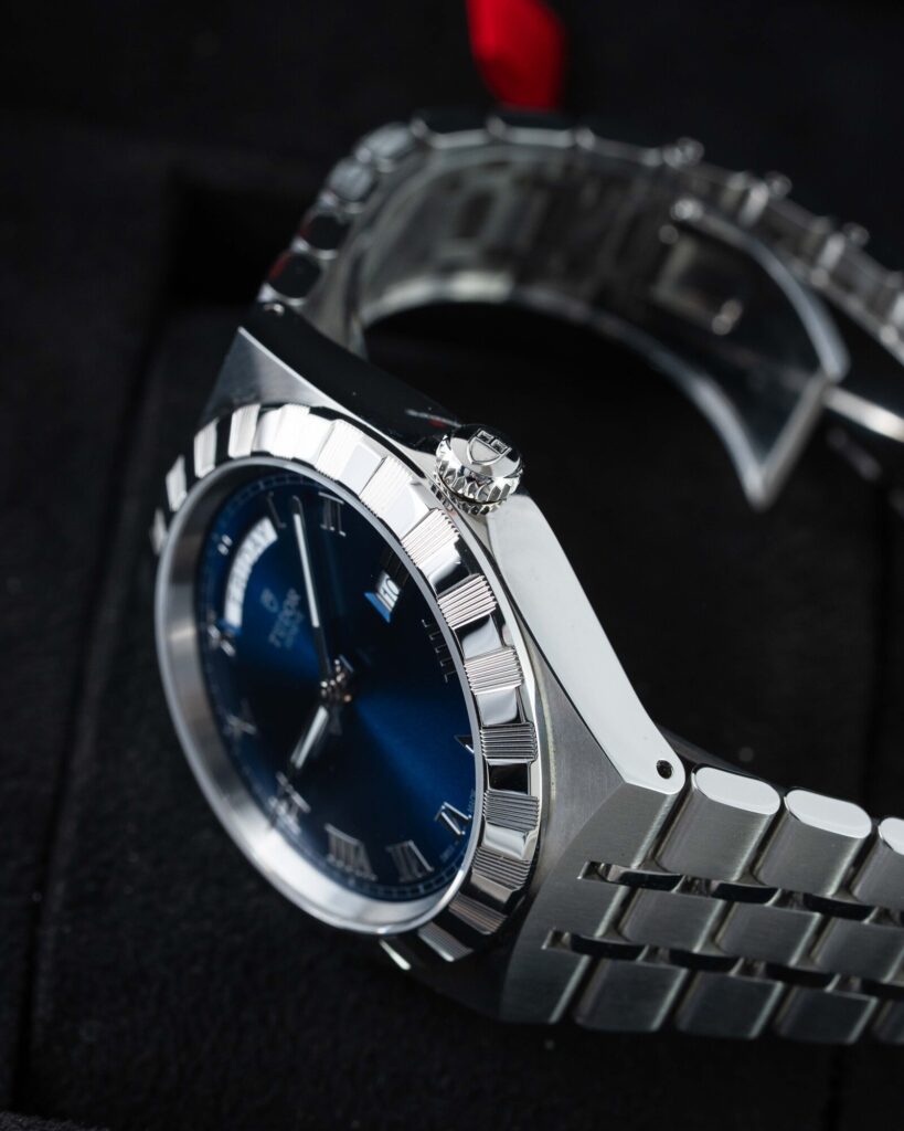 Tudor Royal 28600 2023