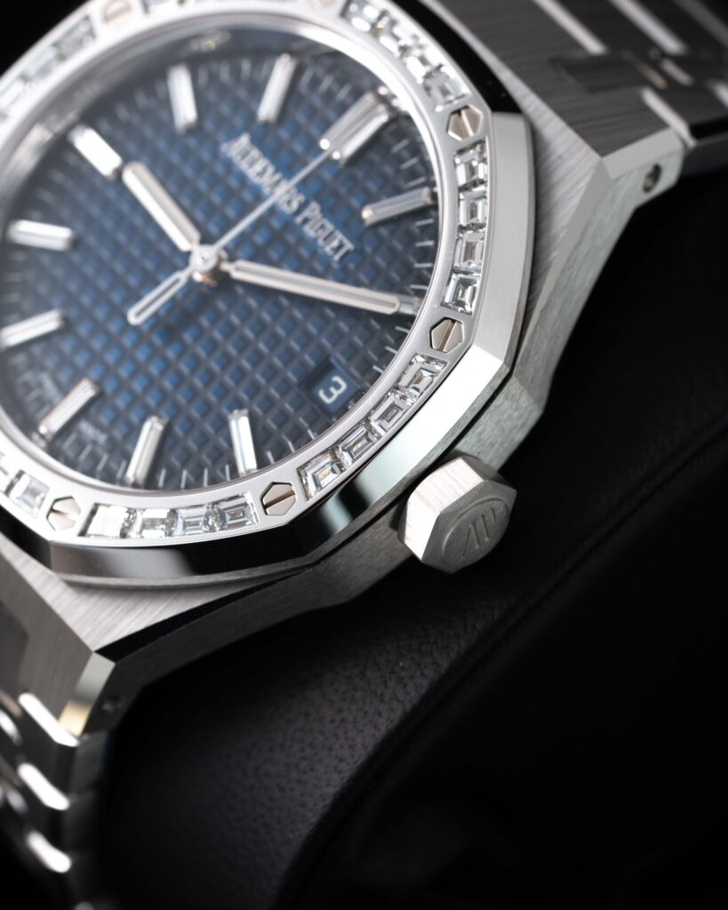 Audemars Piguet Royal Oak 15551BC.ZZ.1356BC.01 2024