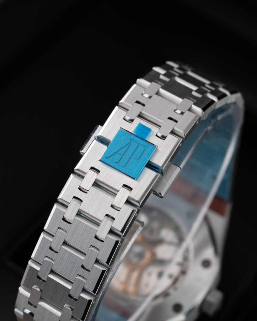 Audemars Piguet Royal Oak 15551BC.ZZ.1356BC.01 2024
