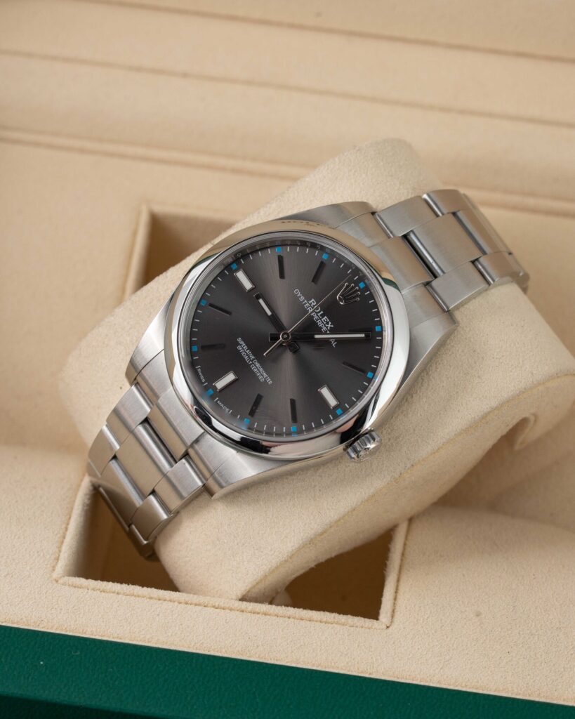 Rolex Oyster Perpetual 114300 2020