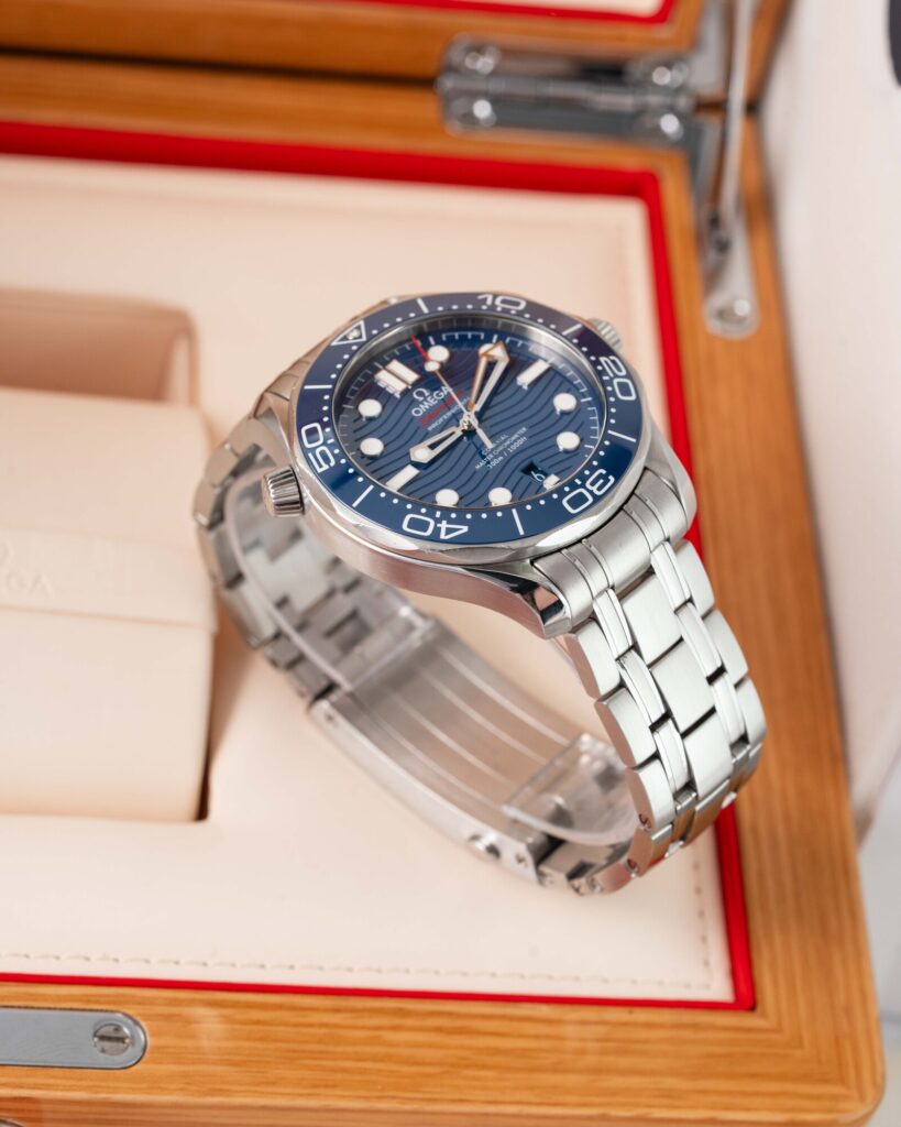 Omega Seamaster 300M 210.30.42.20.03.001 2021