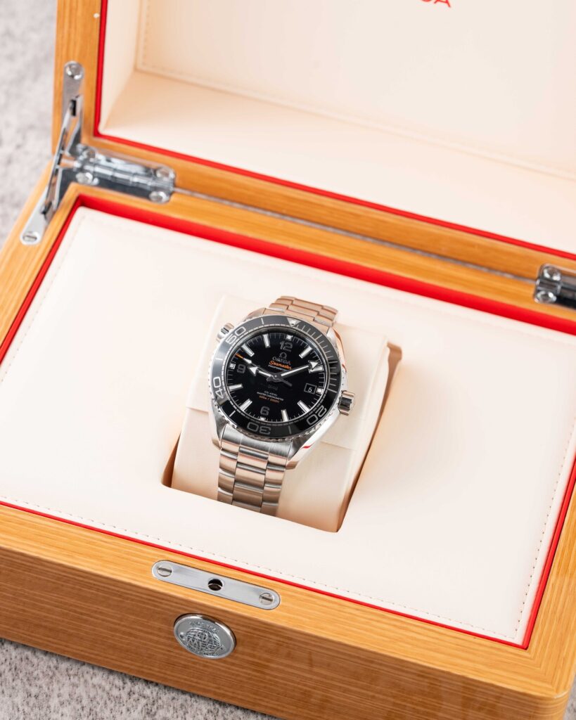 Omega Seamaster 215.30.44.21.01.001 2025