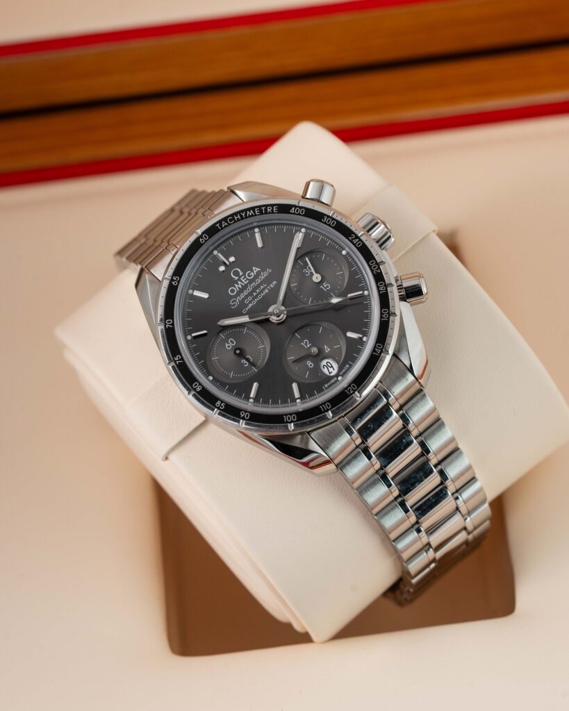 Omega Speedmaster 324.30.38.50.06.001 2020