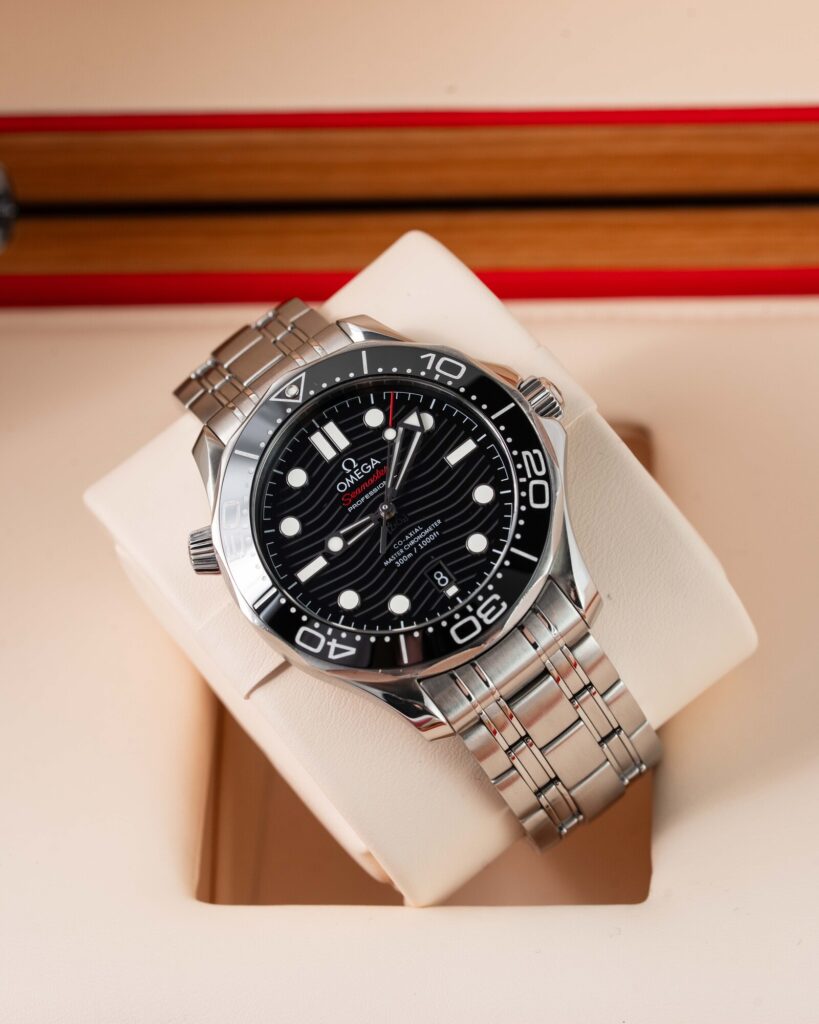 Omega Seamaster 300M 210.30.42.20.01.001 2020
