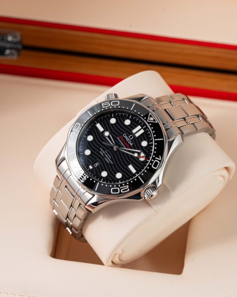 Omega Seamaster 300M 210.30.42.20.01.001 2020