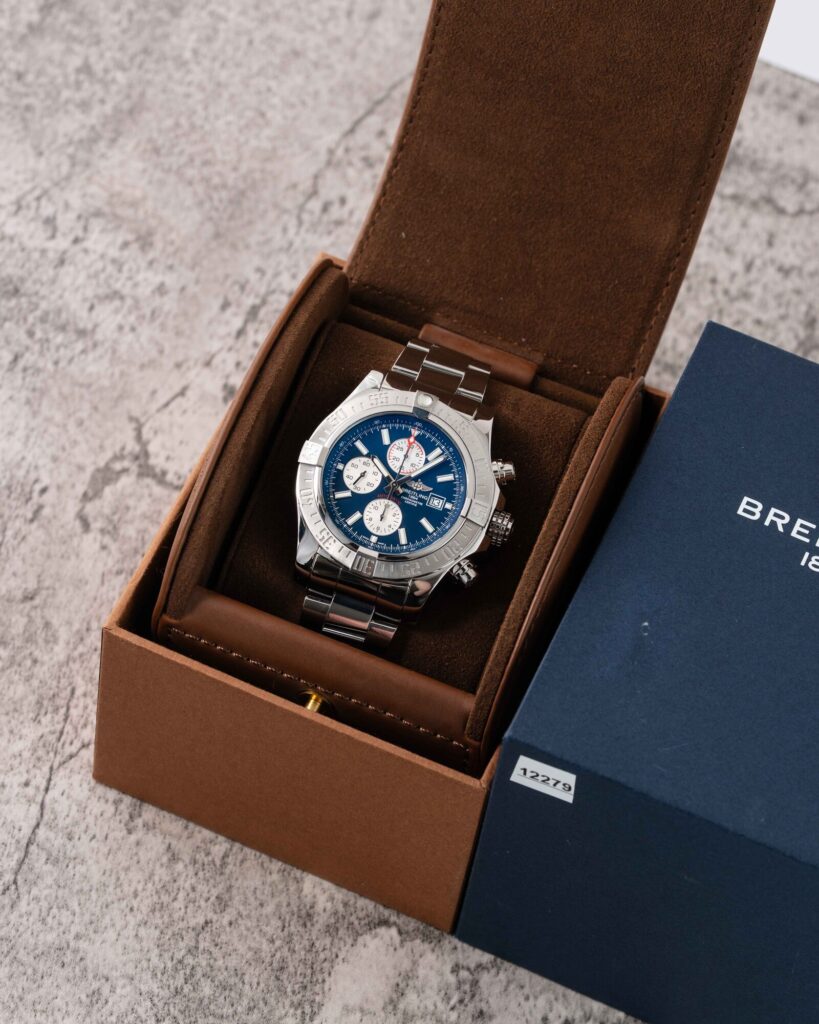 Breitling Super Avenger II A13371111C1A1 2019