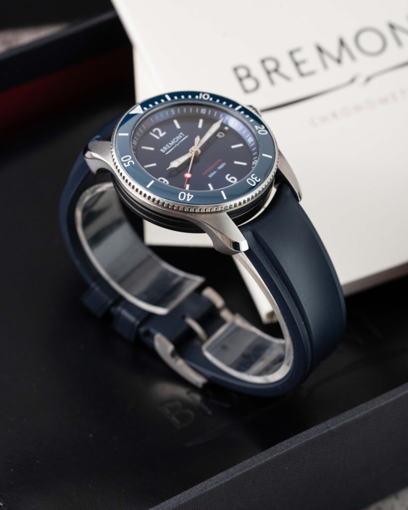 Bremont Supermarine S300-BL-B